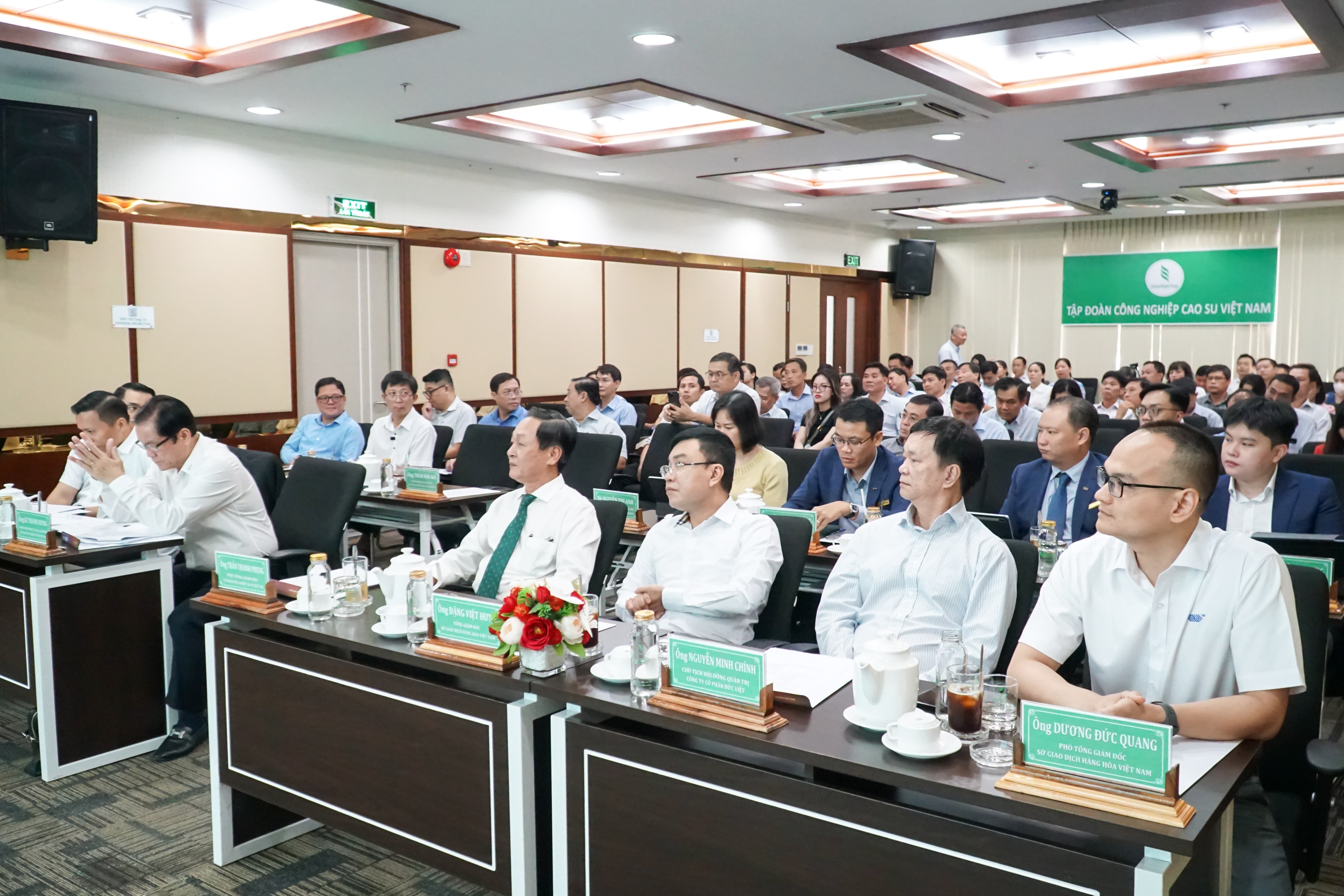 Hội nghị giới thiệu và lấy ý kiến Sàn Giao dịch Cao su do MXV và Tập đoàn Công nghiệp Cao su Việt Nam tổ chức ngày 28/6/2024 Hội nghị giới thiệu và lấy ý kiến Sàn Giao dịch Cao su do MXV và Tập đoàn Công nghiệp Cao su Việt Nam tổ chức ngày 28/6/2024