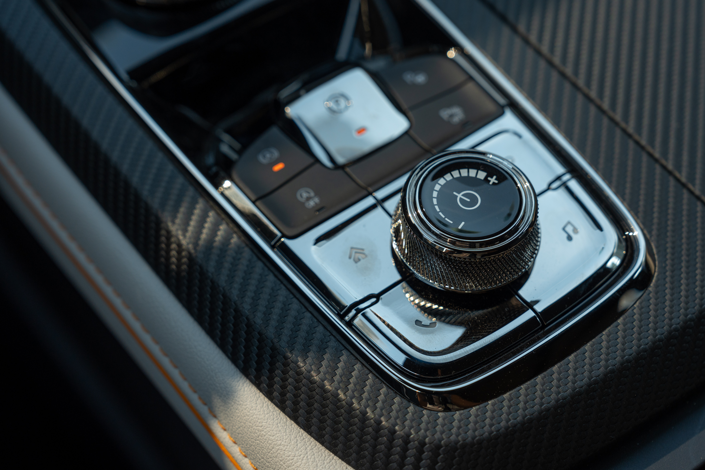 Ford Territory Sport ra mắt Việt Nam: Giá 909 triệu đồng, nhiều chi tiết thể thao từ trong ra ngoài cạnh tranh CX-5- Ảnh 9. Ford Territory Sport ra mắt Việt Nam: Giá 909 triệu đồng, nhiều chi tiết thể thao từ trong ra ngoài cạnh tranh CX-5- Ảnh 9.