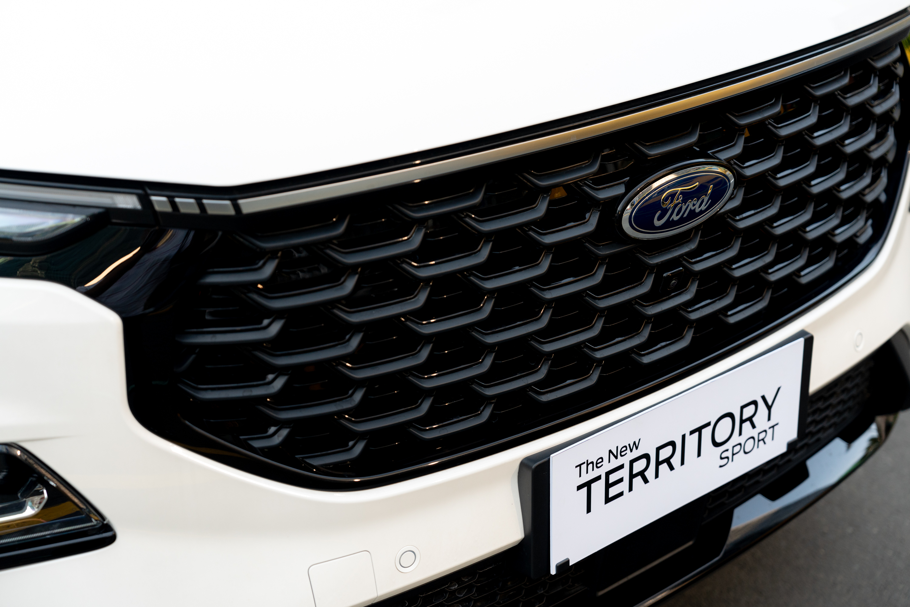 Ford Territory Sport ra mắt Việt Nam: Giá 909 triệu đồng, nhiều chi tiết thể thao từ trong ra ngoài cạnh tranh CX-5- Ảnh 5. Ford Territory Sport ra mắt Việt Nam: Giá 909 triệu đồng, nhiều chi tiết thể thao từ trong ra ngoài cạnh tranh CX-5- Ảnh 5.