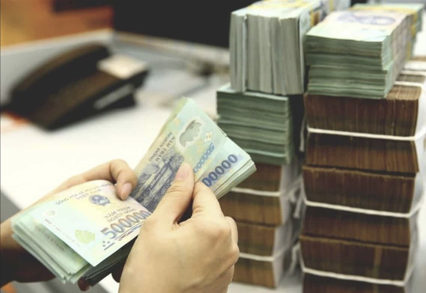 Thị trường tiền tệ ổn định, tín dụng tăng phù hợp với diễn biến kinh tế Thị trường tiền tệ ổn định, tín dụng tăng phù hợp với diễn biến kinh tế