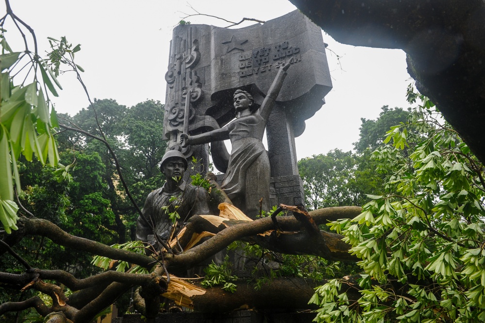 Tượng đài Tổ Quốc Tượng đài Tổ Quốc