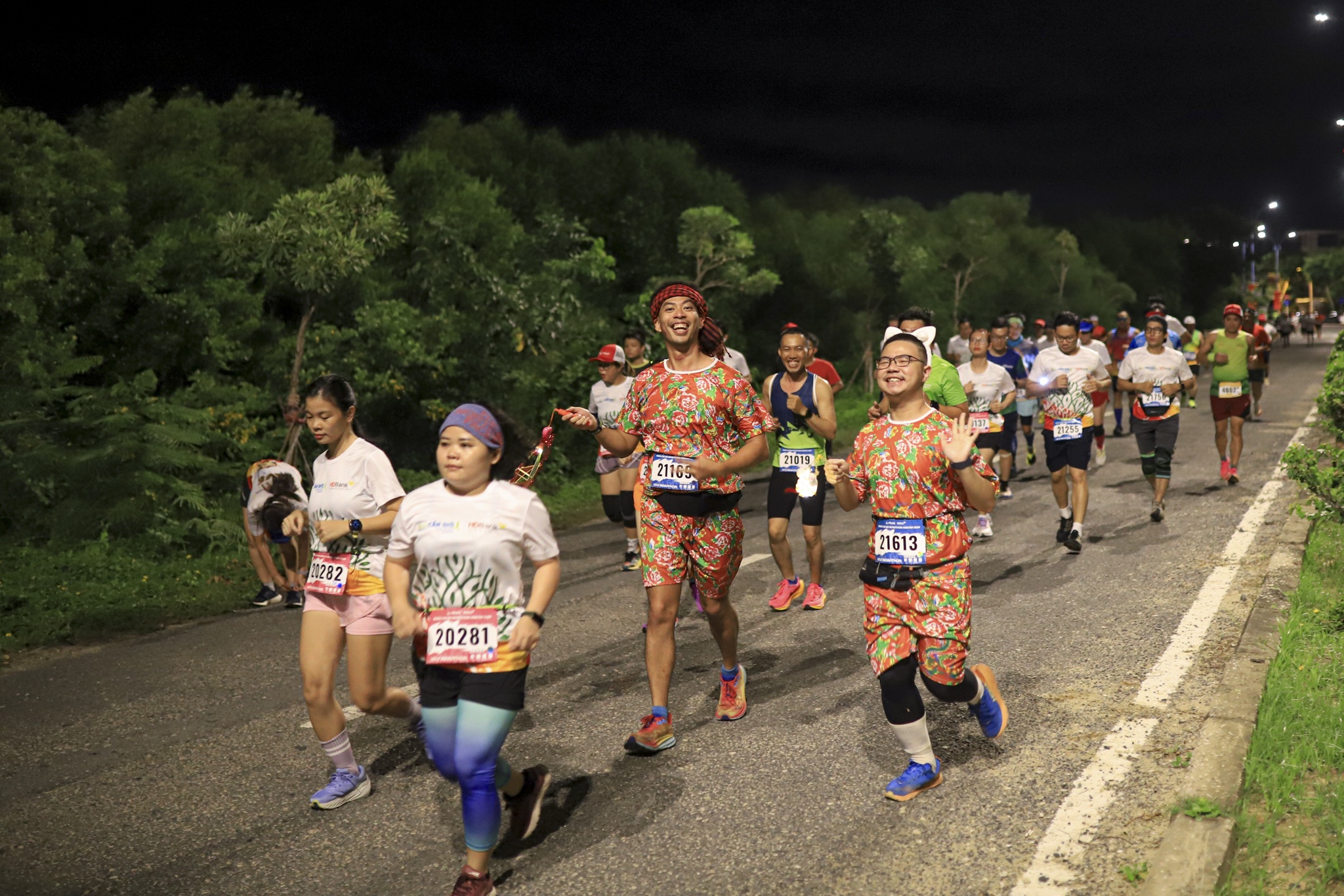 400 HDBank Runners hòa nhịp bước chạy tại Cần Giờ Xanh 400 HDBank Runners hòa nhịp bước chạy tại Cần Giờ Xanh