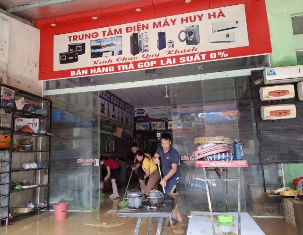 Agribank chung sức cùng các địa phương và người dân khắc phục hậu quả của cơn bão số 3