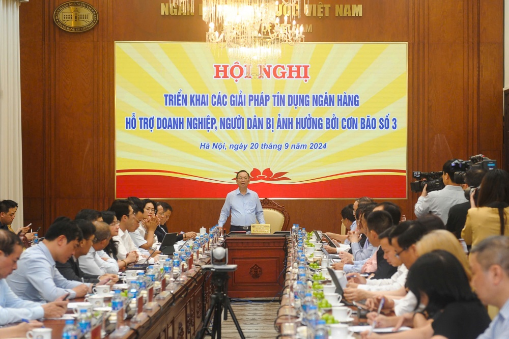 Các ngân hàng phải chủ động chia sẻ khó khăn với người dân, doanh nghiệp Các ngân hàng phải chủ động chia sẻ khó khăn với người dân, doanh nghiệp