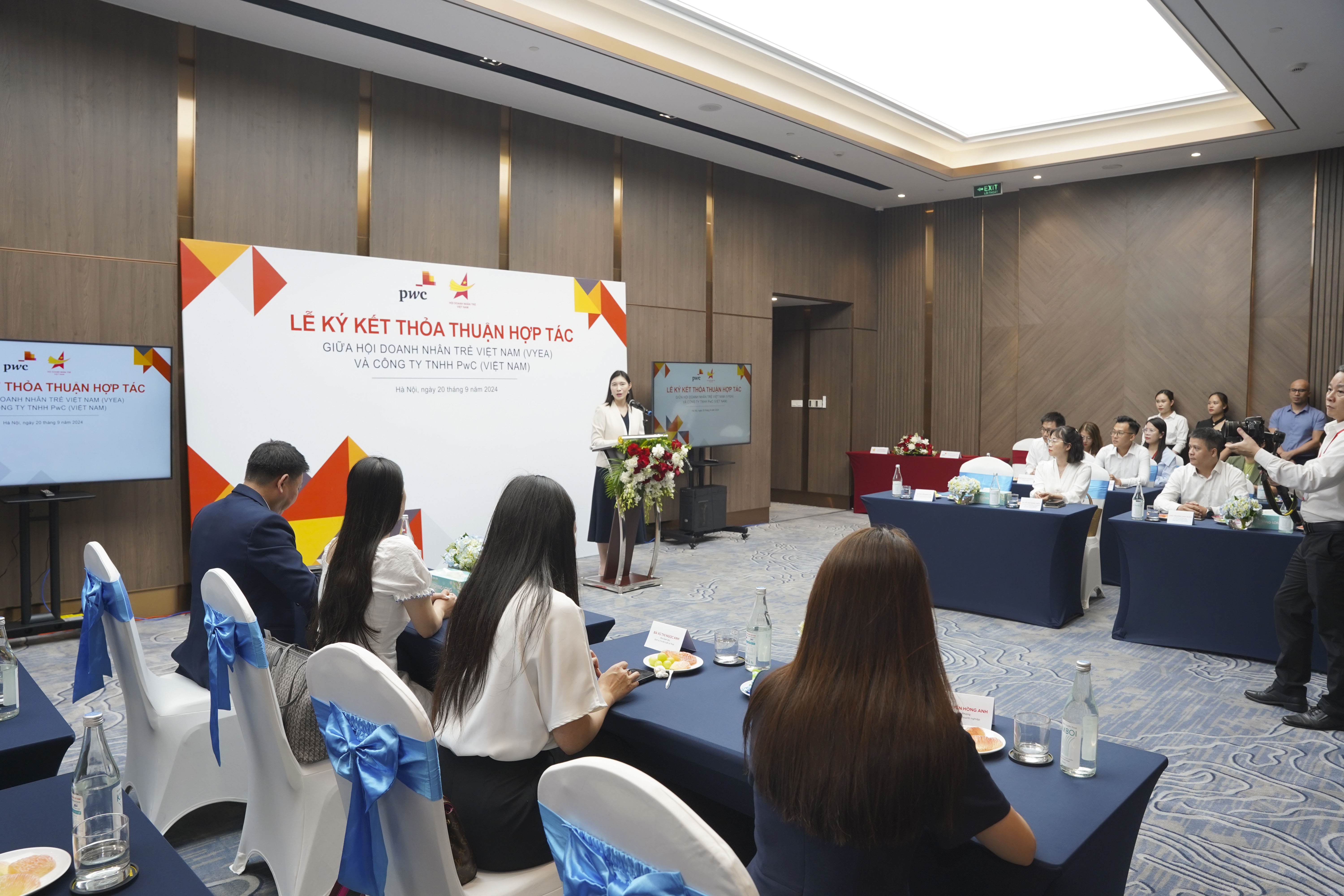 Hội Doanh nhân trẻ Việt Nam và PwC Việt Nam ký kết Thỏa thuận hợp tác hỗ trợ chuyên môn Hội Doanh nhân trẻ Việt Nam và PwC Việt Nam ký kết Thỏa thuận hợp tác hỗ trợ chuyên môn