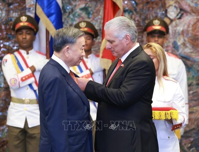 Cuba trao tặng Huân chương Jose Marti cho Tổng Bí thư, Chủ tịch nước Tô Lâm- Ảnh 1. Cuba trao tặng Huân chương Jose Marti cho Tổng Bí thư, Chủ tịch nước Tô Lâm- Ảnh 1.