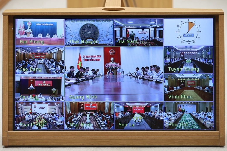 Lãnh đạo các tỉnh, thành phố bị thiệt hại nặng nề do bão số 3 phát biểu tại Hội nghị - Ảnh: VGP