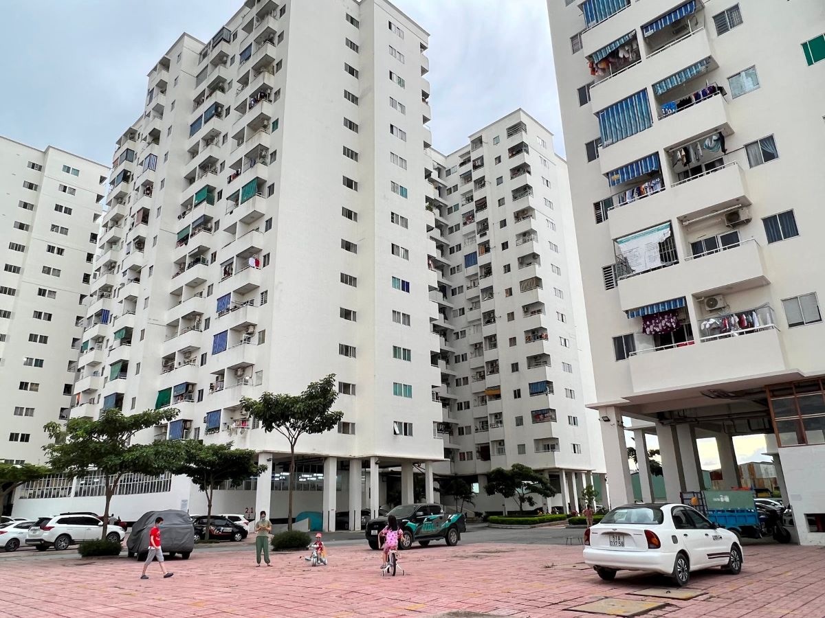 Việc khai thác quỹ đất dọc theo các tuyến metro cũng giúp giảm chi phí đầu tư, từ đó tạo ra nhiều lựa chọn nhà ở giá cả phải chăng hơn cho người dân.