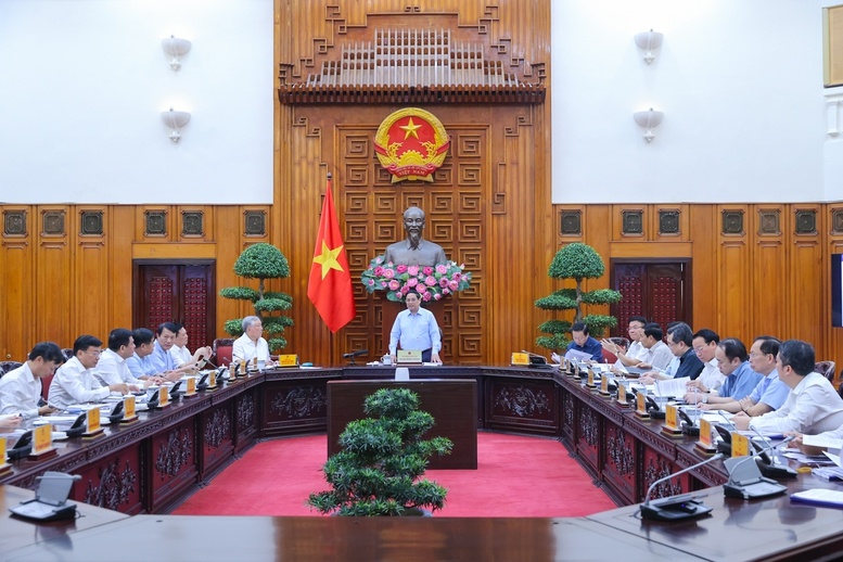 Thủ tướng chỉ đạo đẩy mạnh hợp tác quốc tế, chuyển giao công nghệ, đào tạo nguồn nhân lực, nâng cao năng lực quản trị, quản lý, vận hành đường sắt… - Ảnh: VGP