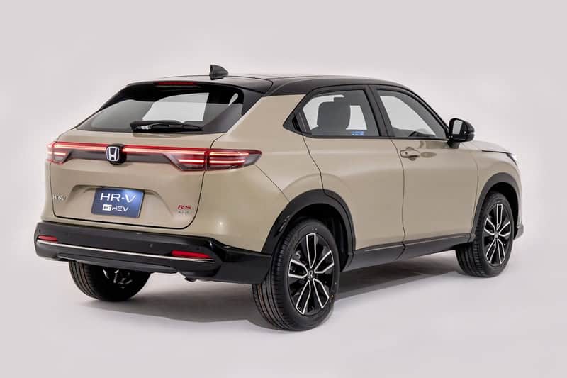 Honda HR-V e:HEV 2024 ra mắt: Chỉ còn động cơ hybrid, có ADAS, giá quy đổi từ 670 triệu đồng, dễ thành hàng hot khi về Việt Nam- Ảnh 5. Honda HR-V e:HEV 2024 ra mắt: Chỉ còn động cơ hybrid, có ADAS, giá quy đổi từ 670 triệu đồng, dễ thành hàng hot khi về Việt Nam- Ảnh 5.