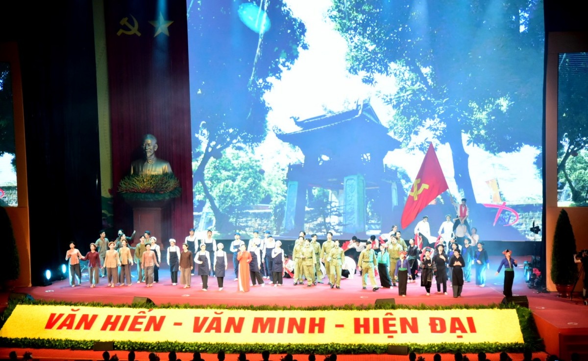 Hà Nội - nơi hội tụ, kết tinh và tỏa sáng những giá trị cao quý của dân tộc Việt Nam