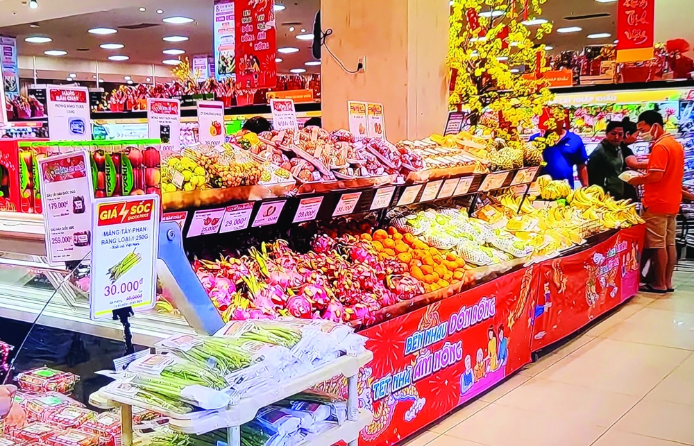 Nhiều chương trình khuyến mại được các doanh nghiệp áp dụng để kích cầu tiêu dùng dịp cuối năm Nhiều chương trình khuyến mại được các doanh nghiệp áp dụng để kích cầu tiêu dùng dịp cuối năm