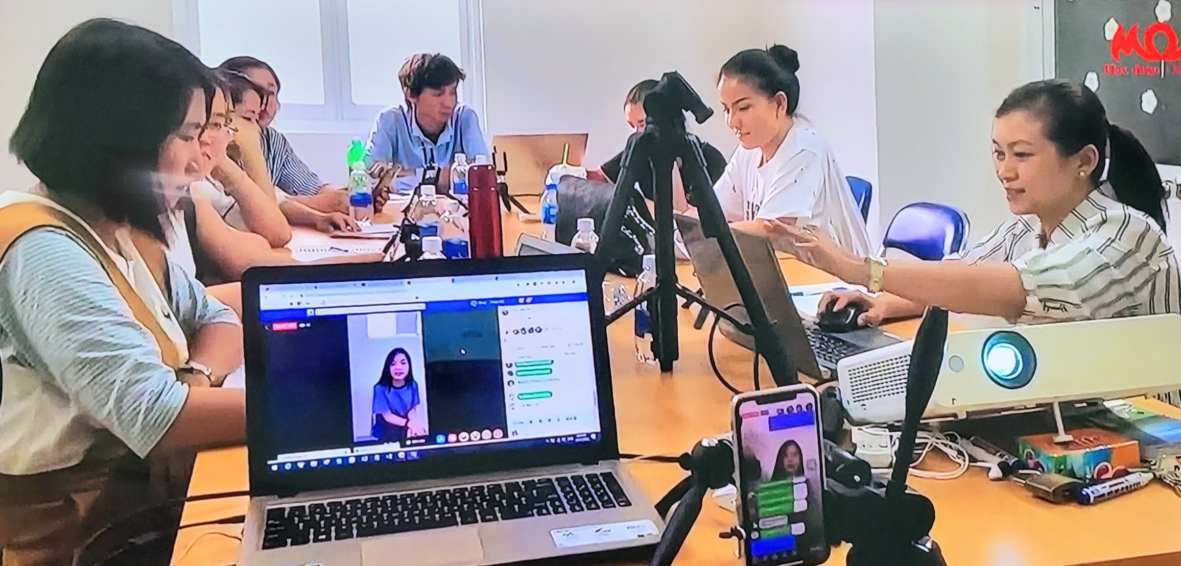 doanh nghiệp Việt vượt qua khó khăn mà còn mở ra cánh cửa bước vào hệ sinh thái toàn cầu