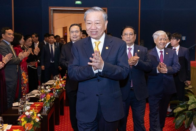 Tổng Bí thư, Chủ tịch nước Tô Lâm cùng các đồng chí Lãnh đạo, nguyên Đảng, Nhà nước, MTTQ Việt Nam tham dự Đại hội