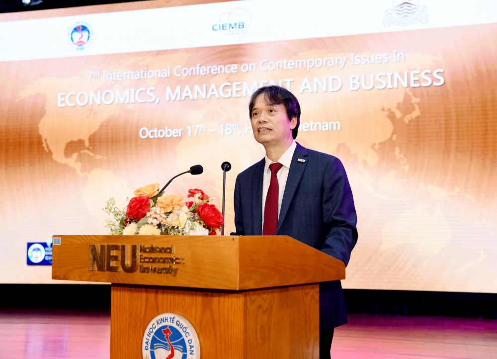 CIEMB 2024: Hỗ trợ các chiến lược thúc đẩy sự tăng trưởng và phát triển bền vững toàn cầu CIEMB 2024: Hỗ trợ các chiến lược thúc đẩy sự tăng trưởng và phát triển bền vững toàn cầu