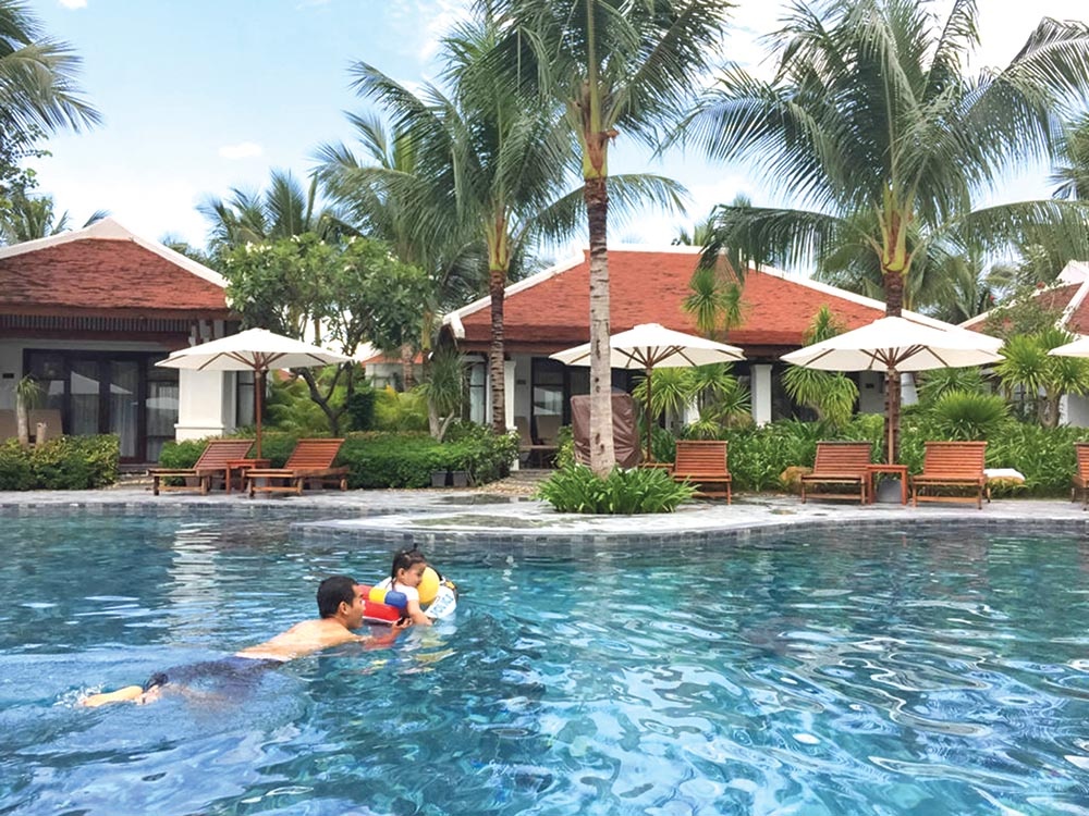 Nhiều khách sạn đồng loạt triển khai các chương trình ưu đãi nhằm thu hút khách du lịch.