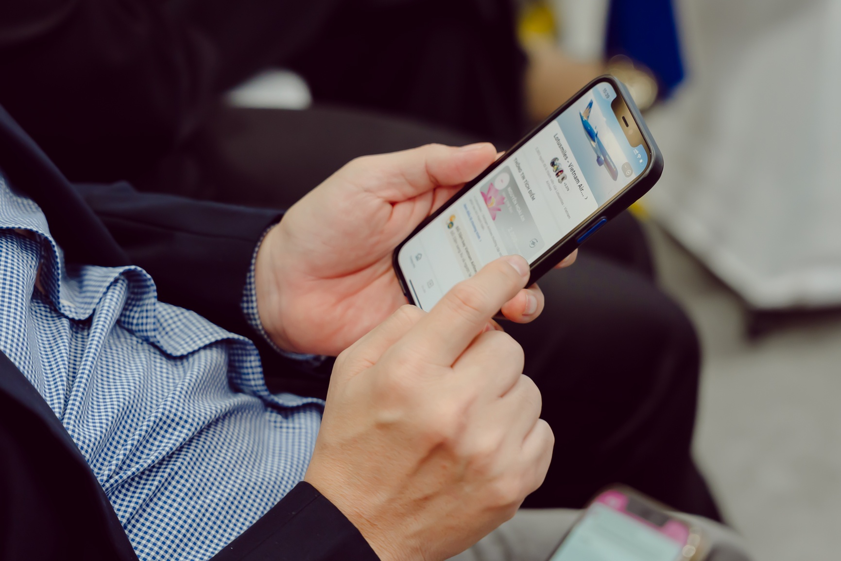 Vietnam Airlines và MoMo “bắt tay” liên kết đổi thưởng cho khách hàng Vietnam Airlines và MoMo “bắt tay” liên kết đổi thưởng cho khách hàng