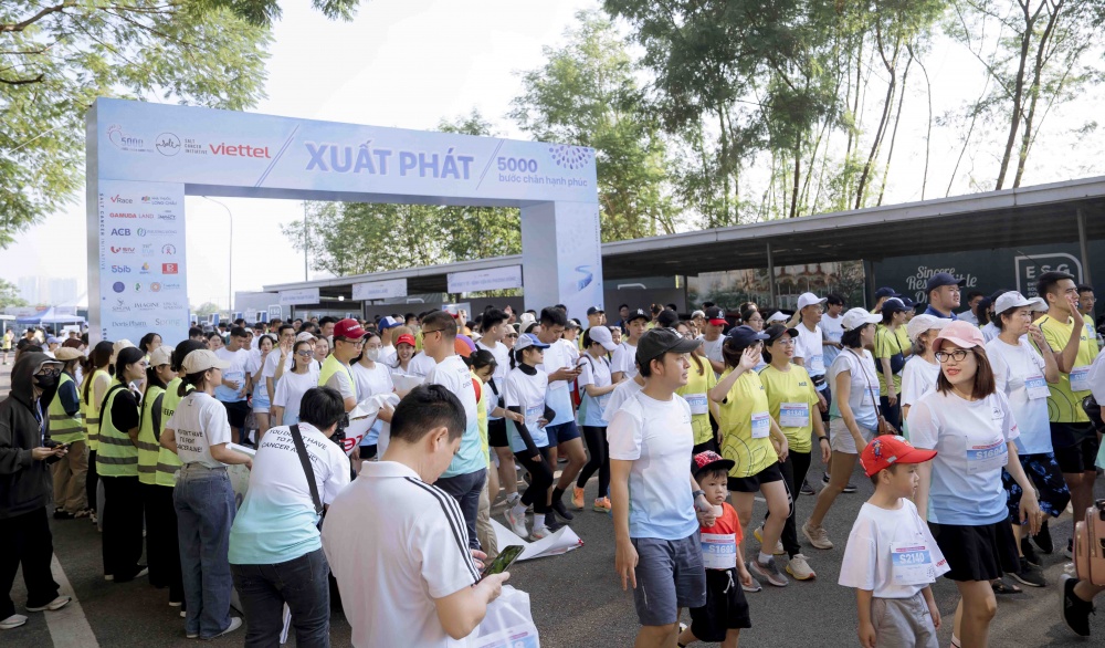 “5000 bước chân hạnh phúc” 