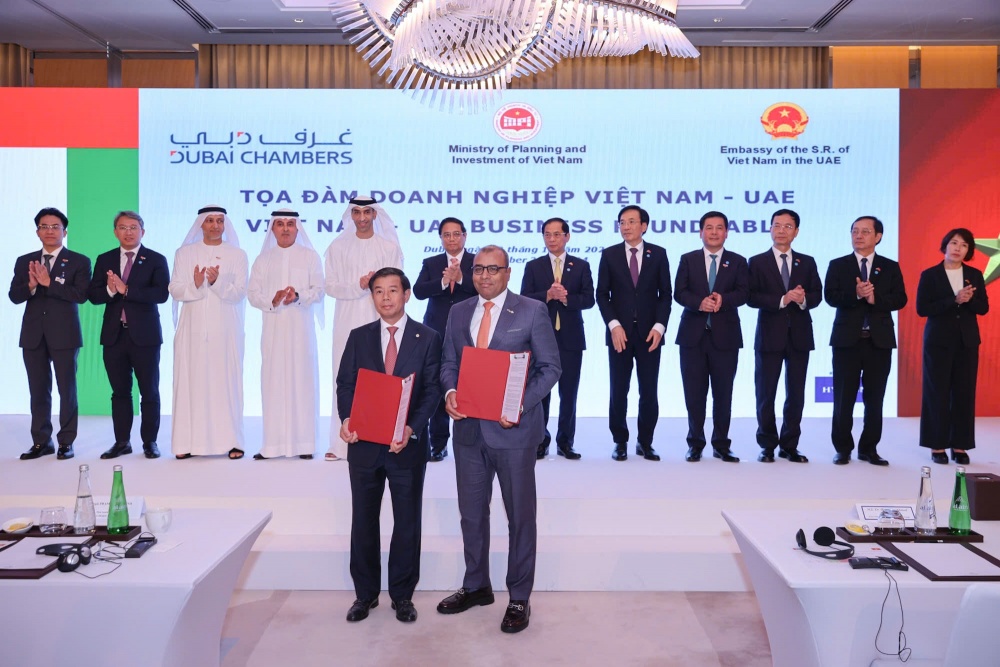 Ông Nguyễn Việt Quang, Phó Chủ tịch Vingroup và đại diện Benya Technologies Ông Nguyễn Việt Quang, Phó Chủ tịch Vingroup và đại diện Benya Technologies