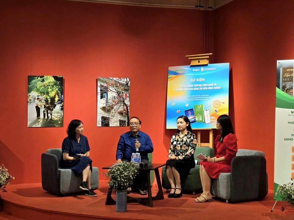 Từ trái qua: Nhà thơ Trần Kim Hoa, nhà thơ Trần Đăng Khoa, nhà thơ Lữ Mai Từ trái qua: Nhà thơ Trần Kim Hoa, nhà thơ Trần Đăng Khoa, nhà thơ Lữ Mai