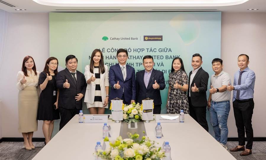 Đại diện hai bên tại sự kiện. Ảnh: CUB HCM Đại diện hai bên tại sự kiện. Ảnh: CUB HCM