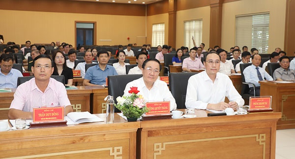 Tổng giám đốc NHCSXH Dương Quyết Thắng dự Hội nghị tổng kết 10 năm thực hiện Chỉ thị 40-CT/TW của Ban Bí thư do Tỉnh ủy Phú Thọ tổ chức Tổng giám đốc NHCSXH Dương Quyết Thắng dự Hội nghị tổng kết 10 năm thực hiện Chỉ thị 40-CT/TW của Ban Bí thư do Tỉnh ủy Phú Thọ tổ chức