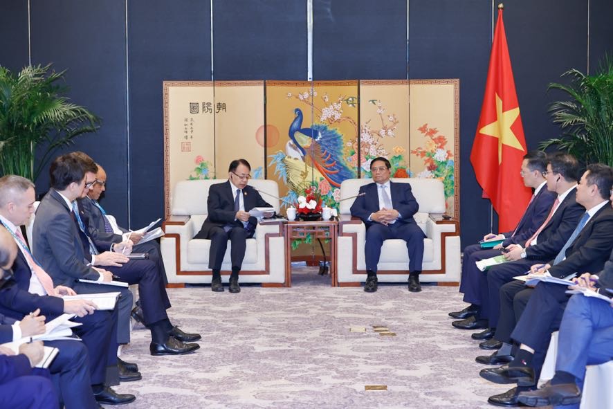 Đề nghị ADB hỗ trợ vốn cho các dự án lớn và khu vực tư nhân của Việt Nam- Ảnh 3. Đề nghị ADB hỗ trợ vốn cho các dự án lớn và khu vực tư nhân của Việt Nam- Ảnh 3.