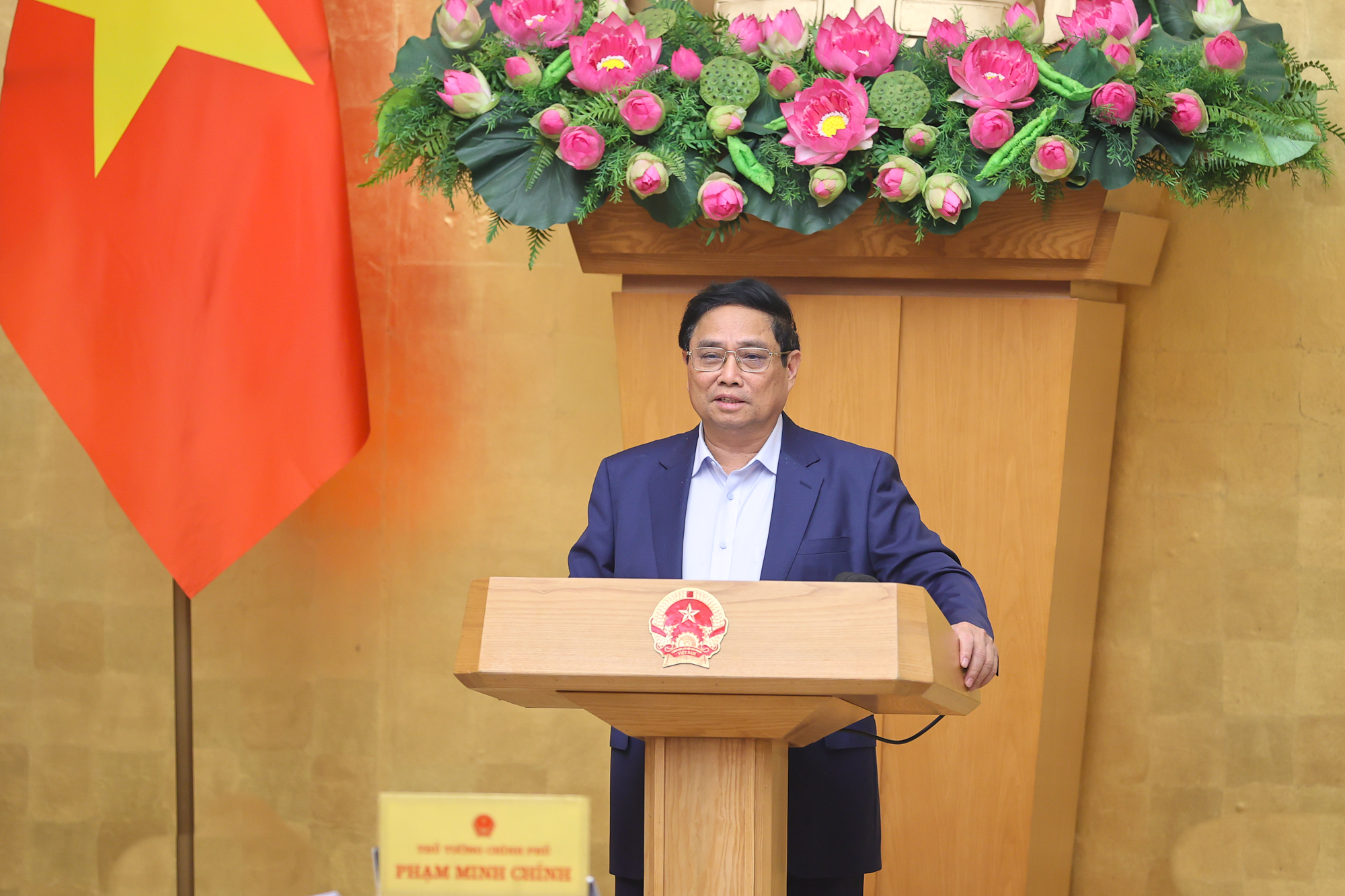 Thủ tướng: Tháo gỡ được điểm nghẽn thể chế, tăng trưởng GDP có thể đạt 2 con số trong những thập kỷ tới- Ảnh 9. Thủ tướng: Tháo gỡ được điểm nghẽn thể chế, tăng trưởng GDP có thể đạt 2 con số trong những thập kỷ tới- Ảnh 9.