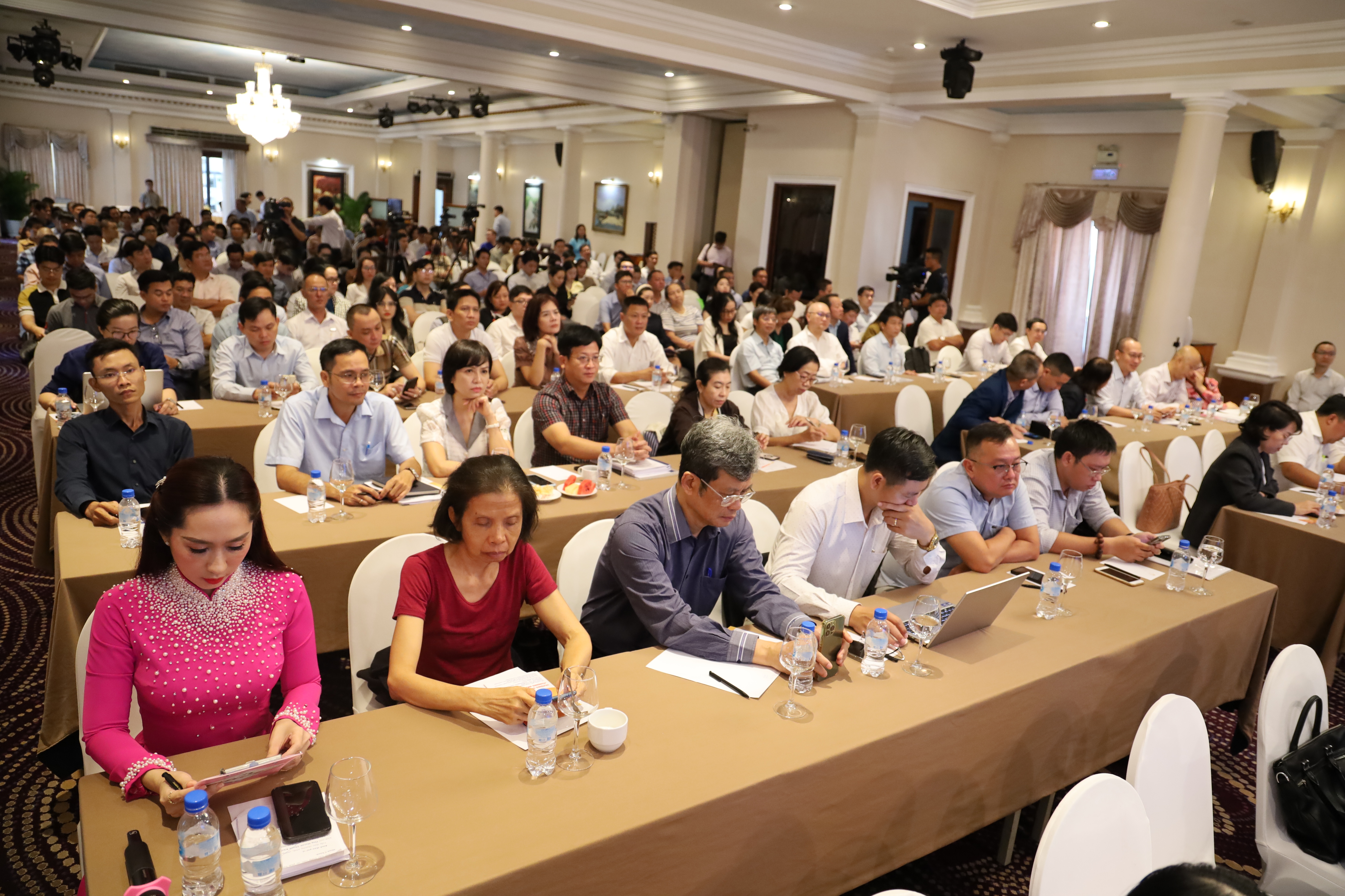 Nhiều doanh nghiệp quan tâm đến tham dự đối thoại về thị trường trường bất động sản