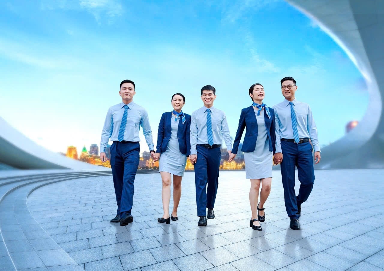 Vietbank cũng tập trung mọi nguồn lực cho quá trình chuyển đổi số, đa dạng hóa và nâng cao chất lượng dịch vụ