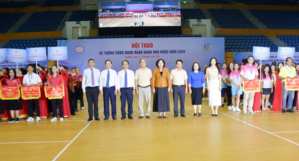 Phát động phong trào thi đua đặc biệt toàn ngành Ngân hàng