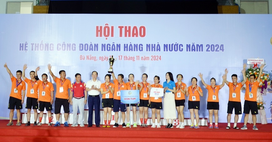 Sôi động và ấn tượng hội thao Công đoàn Ngân hàng Nhà nước Sôi động và ấn tượng hội thao Công đoàn Ngân hàng Nhà nước
