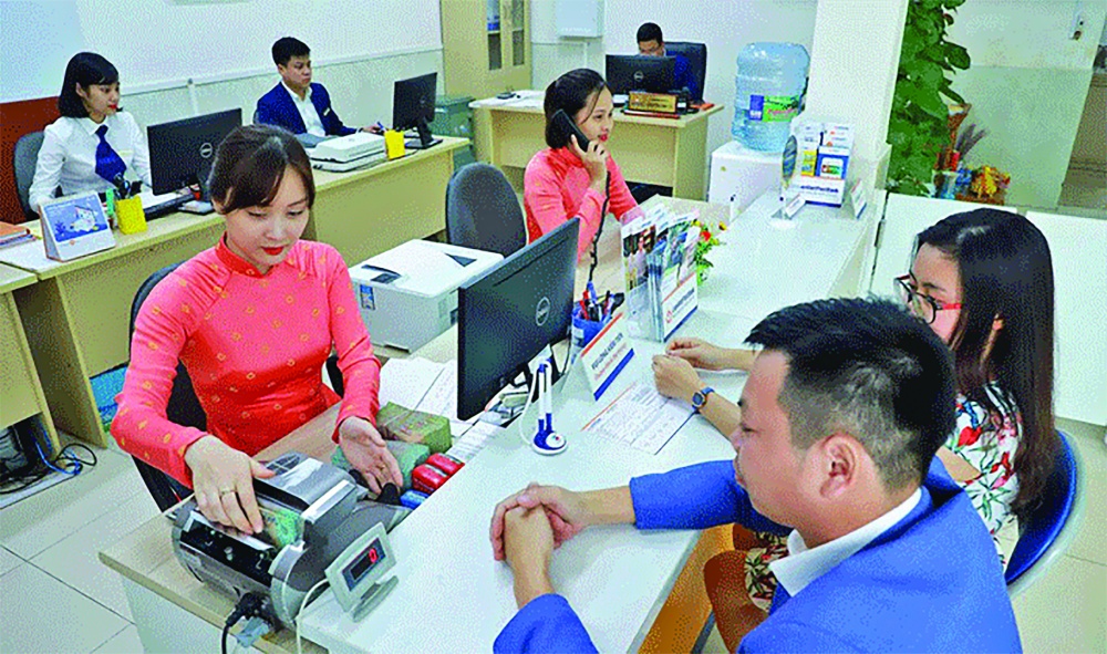 Cuối năm, nhu cầu tín dụng tăng khiến mặt bằng lãi suất cho vay khó có thể giảm thêm Cuối năm, nhu cầu tín dụng tăng khiến mặt bằng lãi suất cho vay khó có thể giảm thêm