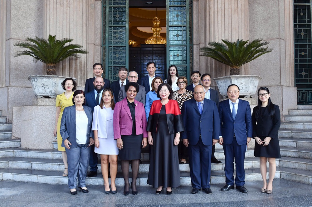 Thống đốc Nguyễn Thị Hồng tiếp Bộ trưởng, Chủ tịch NHTW Cuba