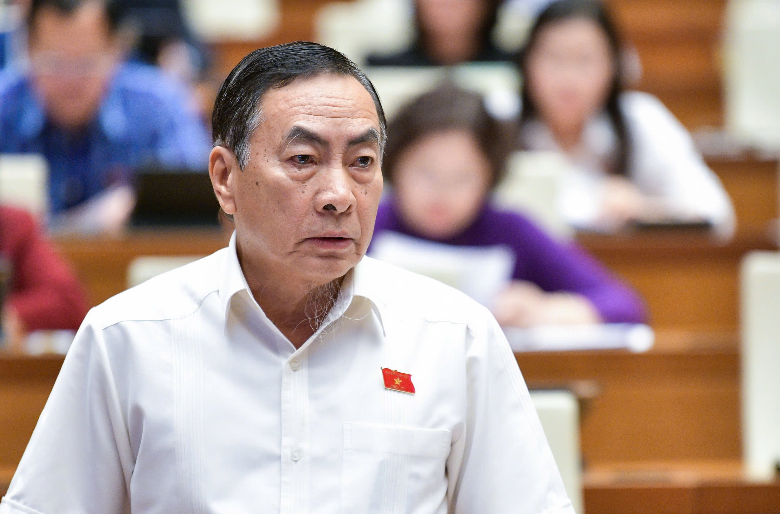 Đại biểu Phạm Văn Hòa Đại biểu Phạm Văn Hòa