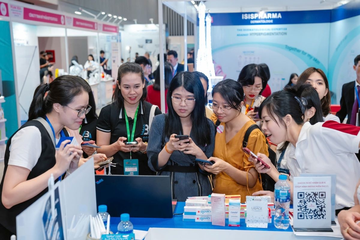 VIETNAM MEDIPHARM EXPO 2024 là nơi để học hỏi, hợp tác cùng phát triển VIETNAM MEDIPHARM EXPO 2024 là nơi để học hỏi, hợp tác cùng phát triển