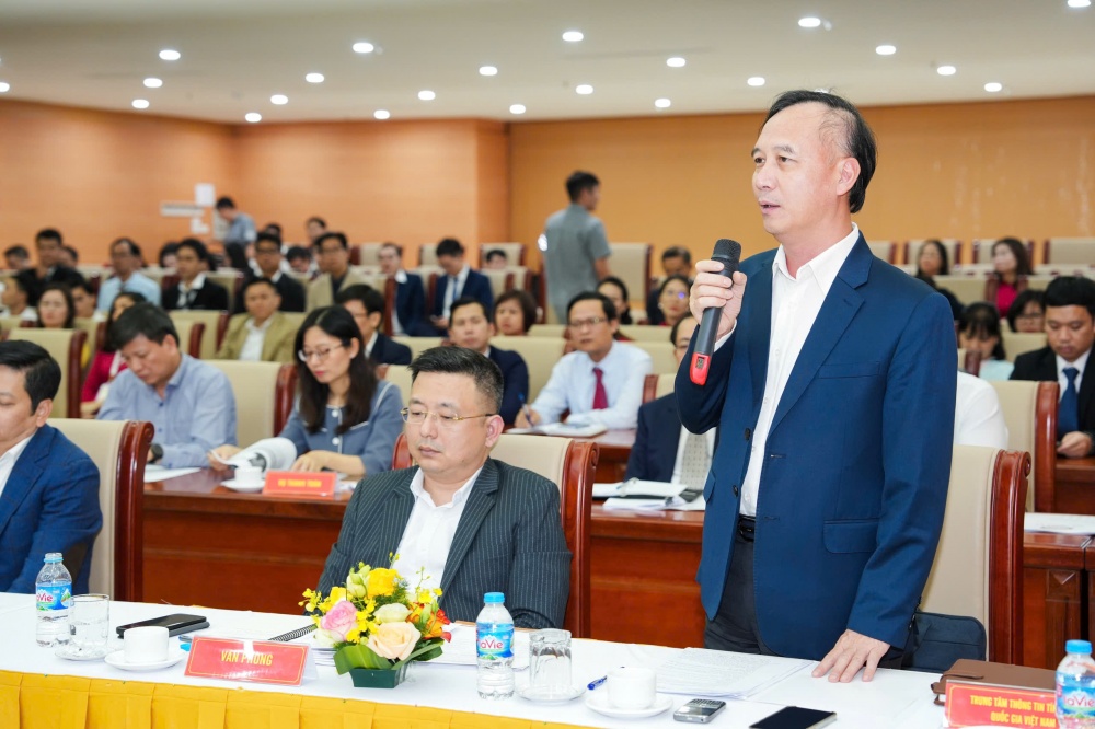 Tiếp tục đẩy mạnh chuyển đổi số ngành Ngân hàng cùng đất nước bước vào kỷ nguyên mới Tiếp tục đẩy mạnh chuyển đổi số ngành Ngân hàng cùng đất nước bước vào kỷ nguyên mới