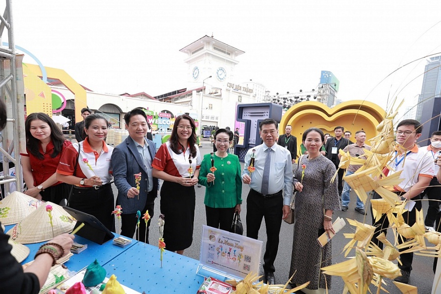 TP. Hồ Chí Minh: Tuẫn lễ liên kết chuỗi giá trị văn hóa   thể thao - du lịch