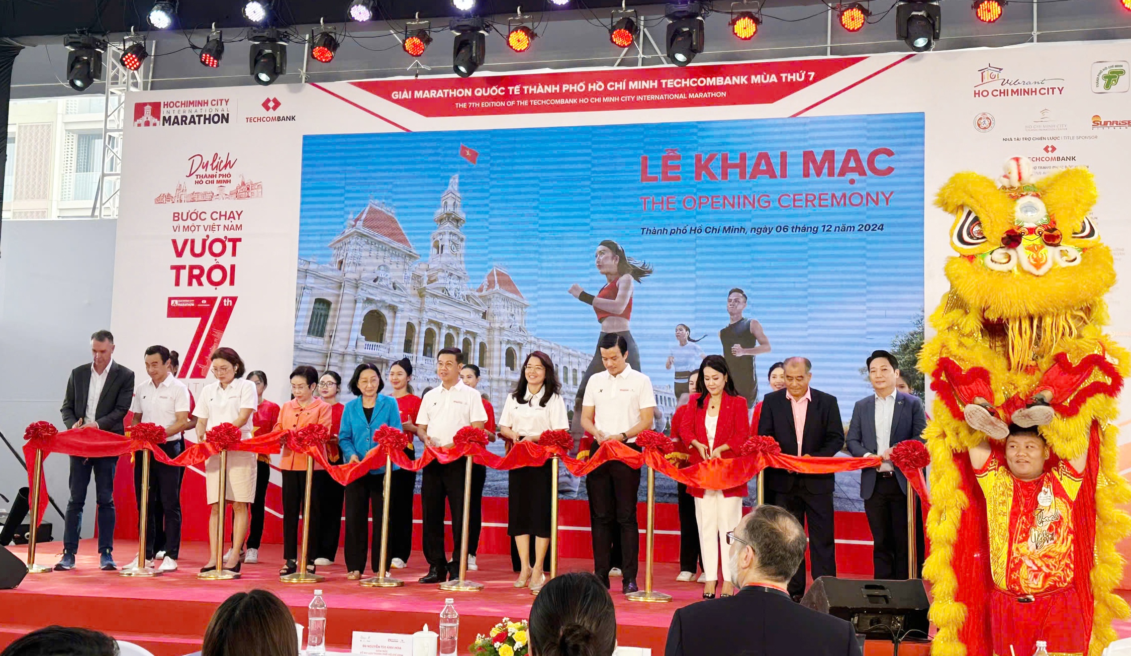 Chính thức khai mạc giải Marathon Quốc tế TP. Hồ Chí Minh mùa 7