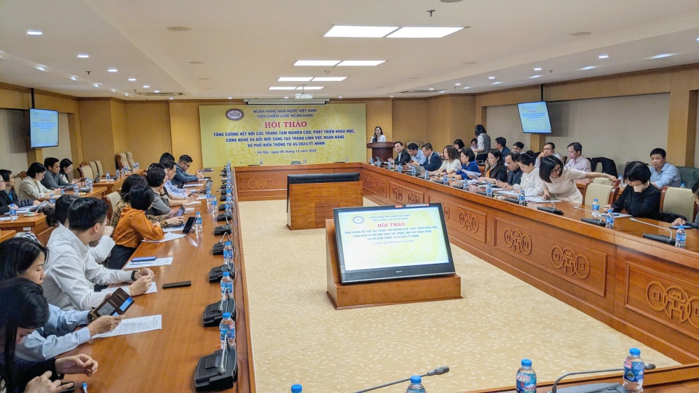 Đổi mới mạnh mẽ khoa học công nghệ trong ngành Ngân hàng