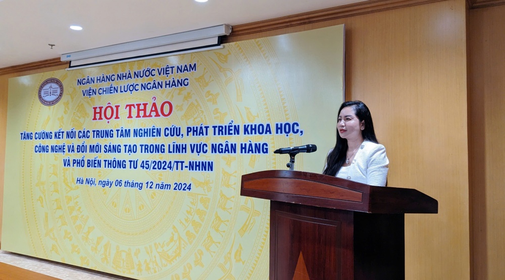 Đổi mới mạnh mẽ khoa học công nghệ trong ngành Ngân hàng