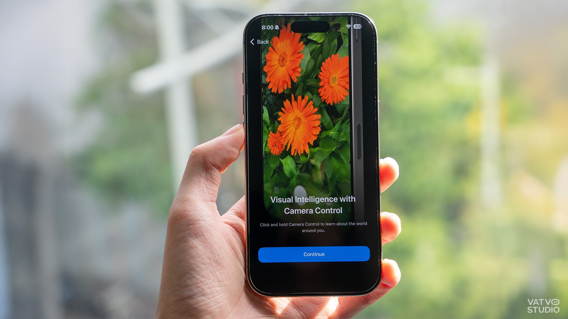 iOS 18.2 chính thức ra mắt với Image Playground và Siri ChatGPT