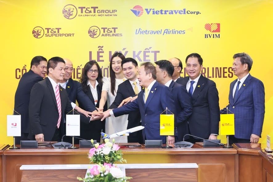 Các cổ đông chiến lược thể hiện quyết tâm đưa Vietravel Airlines bay lên Các cổ đông chiến lược thể hiện quyết tâm đưa Vietravel Airlines bay lên