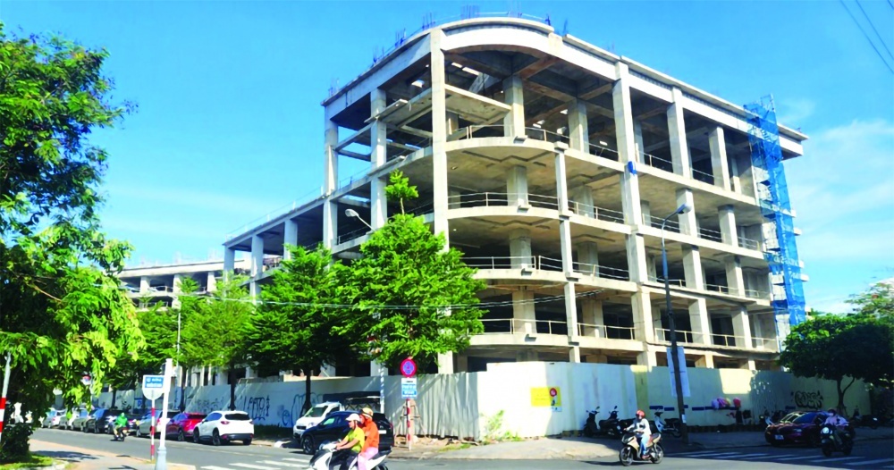 Dự án Golden Square nằm tại khu vực trung tâm thành phố Đà Nẵng. Dự án Golden Square nằm tại khu vực trung tâm thành phố Đà Nẵng.