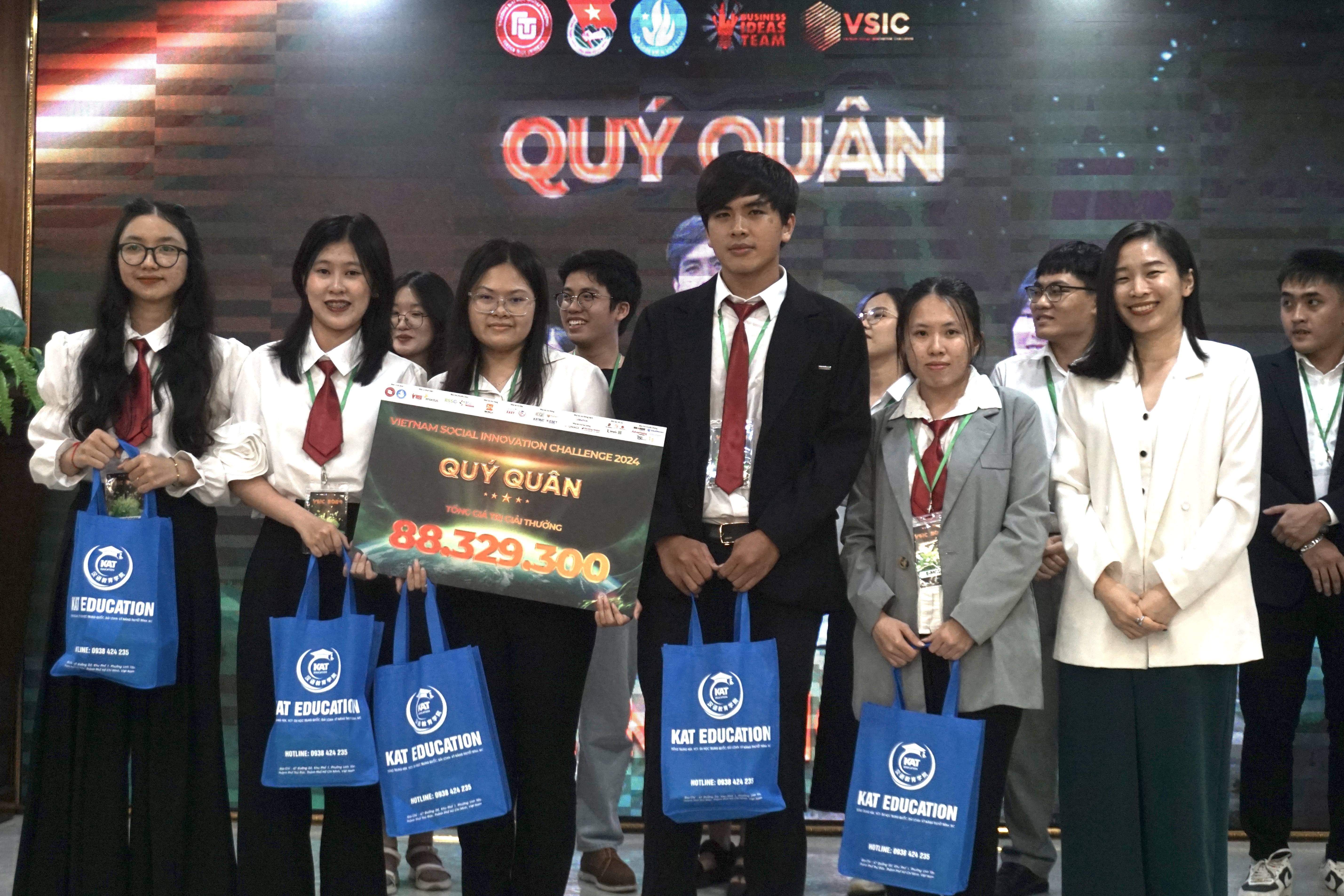 Chung kết toàn quốc VSIC 2024 chính thức gọi tên top 3 xuất sắc nhất Chung kết toàn quốc VSIC 2024 chính thức gọi tên top 3 xuất sắc nhất