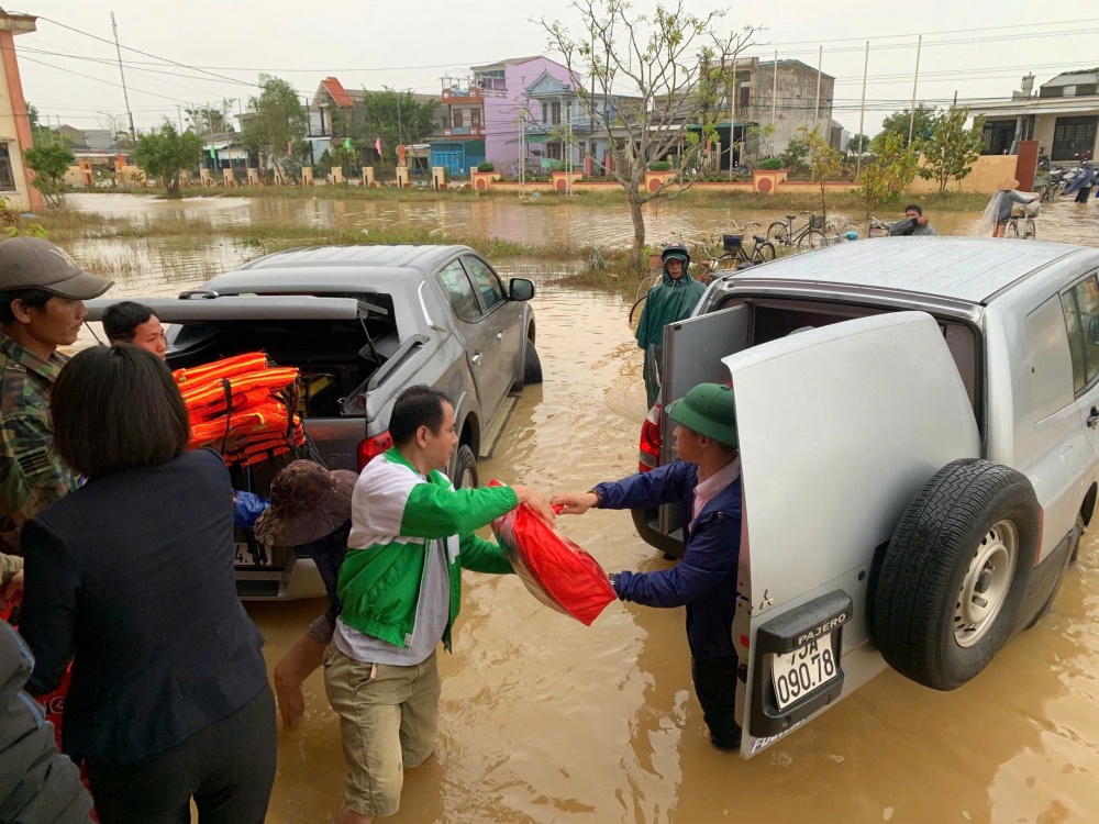 Đến với vùng rốn lũ Đến với vùng rốn lũ