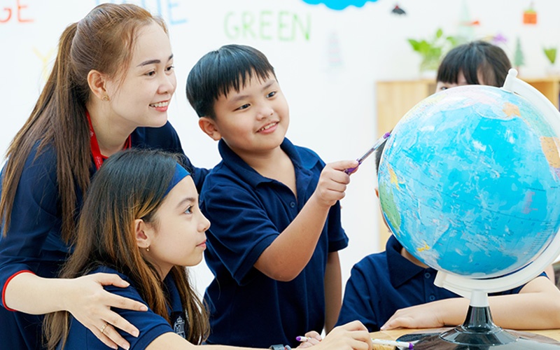 Đẩy mạnh hội nhập quốc tế trong giáo dục Đẩy mạnh hội nhập quốc tế trong giáo dục