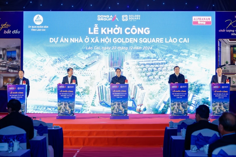 Thủ tướng bấm nút khởi công Dự án nhà ở xã hội Golden Square Lào Cai, ngày 22/12/2024 - Ảnh: VGP/Nhật Bắc Thủ tướng bấm nút khởi công Dự án nhà ở xã hội Golden Square Lào Cai, ngày 22/12/2024 - Ảnh: VGP/Nhật Bắc