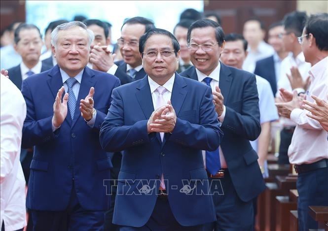 Thủ tướng làm Trưởng ban Chỉ đạo liên ngành về trung tâm tài chính khu vực và quốc tế