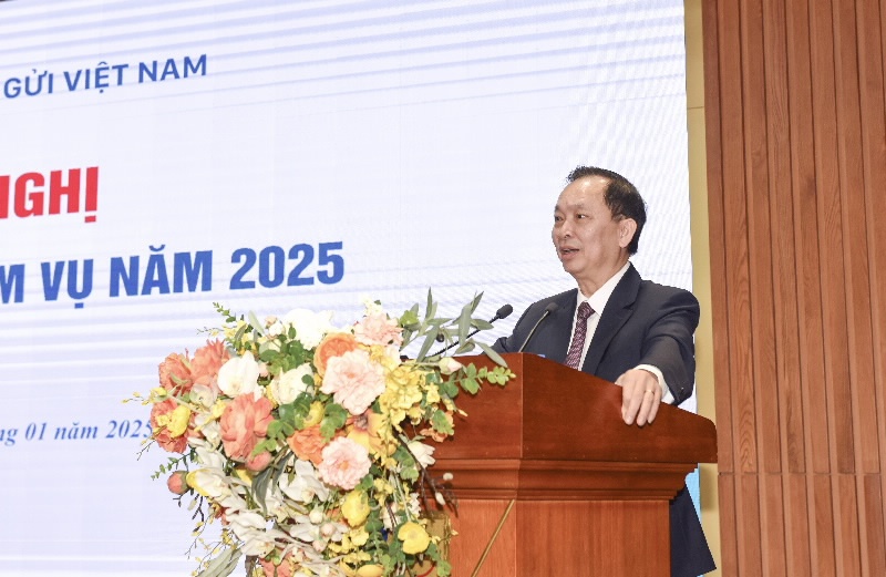 Phó Thống đốc Thường trực Đào Minh Tú phát biểu chỉ đạo Hội nghị